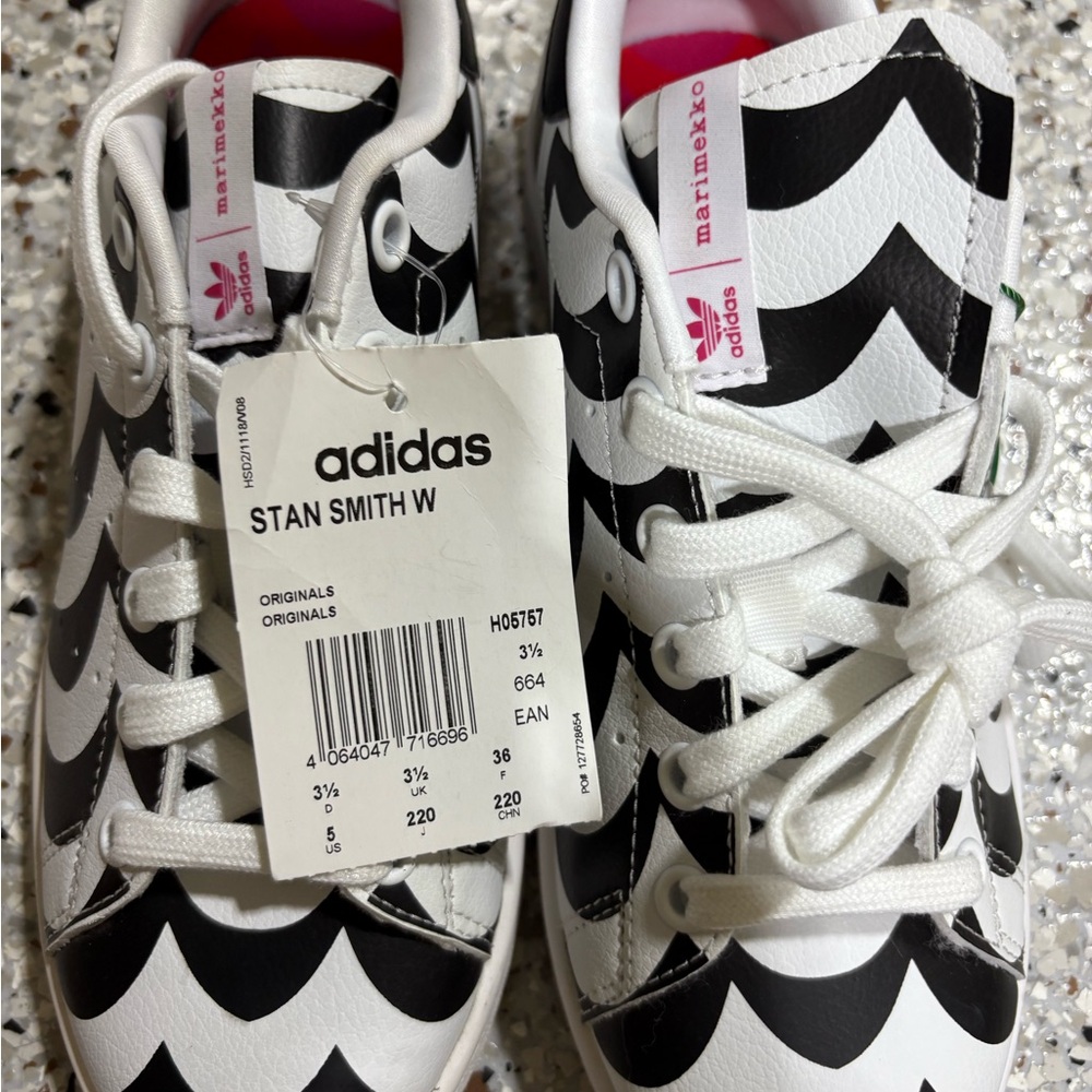 Adidas Marimekko Stan Smith W Black and White Sneakers NWT